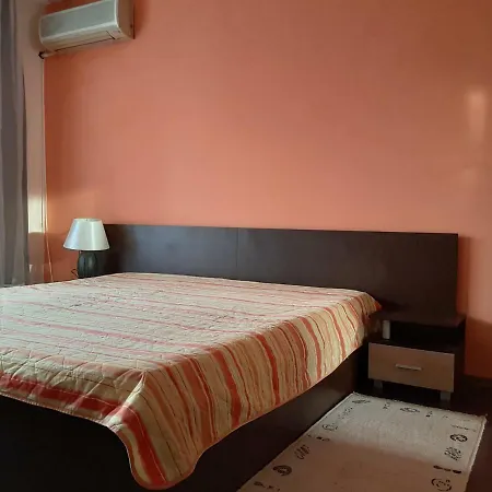 Sunny House Guest house Ravda